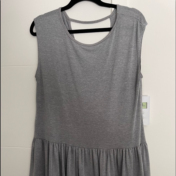 CUTE GREY TOP FOR WOMEN - Picture 2 of 4